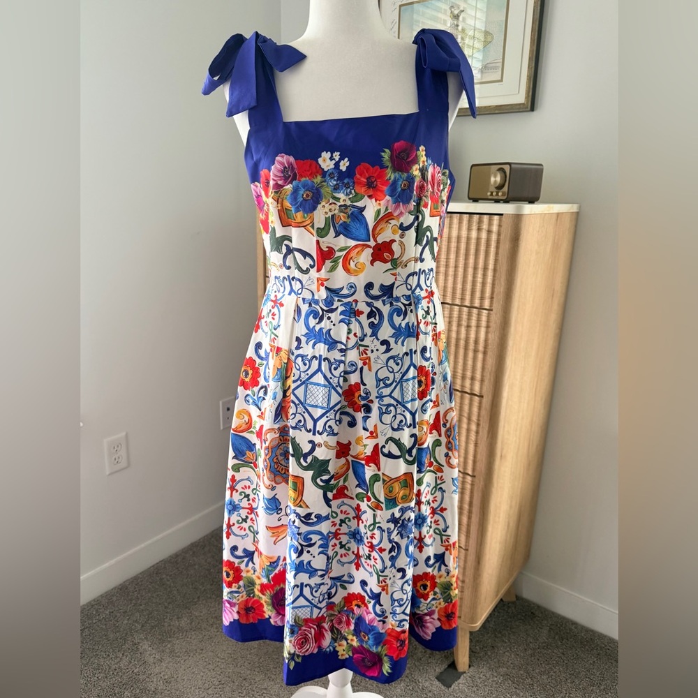Dalia Macphee floral tie shoulders size medium